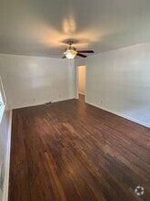 Building Photo - 10-11 Cherokee Hills