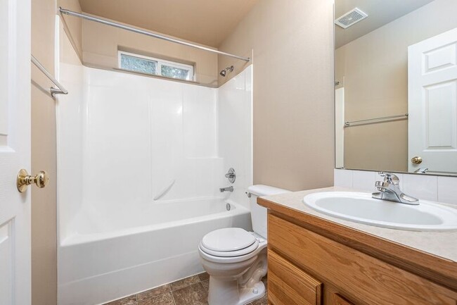Building Photo - 5504 Bakerloo Ln