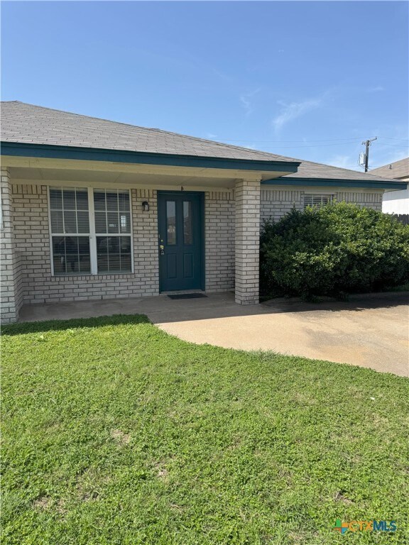 Building Photo - 1401 Windward Dr