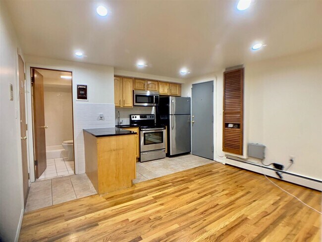 Foto del edificio - 939 Washington St