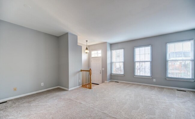 Building Photo - 2534 James Madison Cir