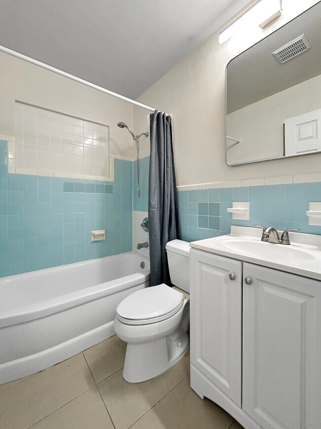 Foto del edificio - 3811 39th Ave N