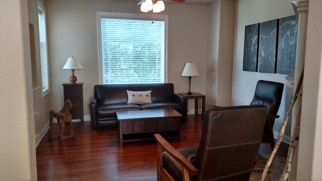 Living Room - 1st Floor - 1231 W Grand Ave