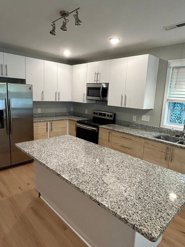 1521 Hawthorne Ln, Charlotte, NC 28205 House Rental in Charlotte, NC