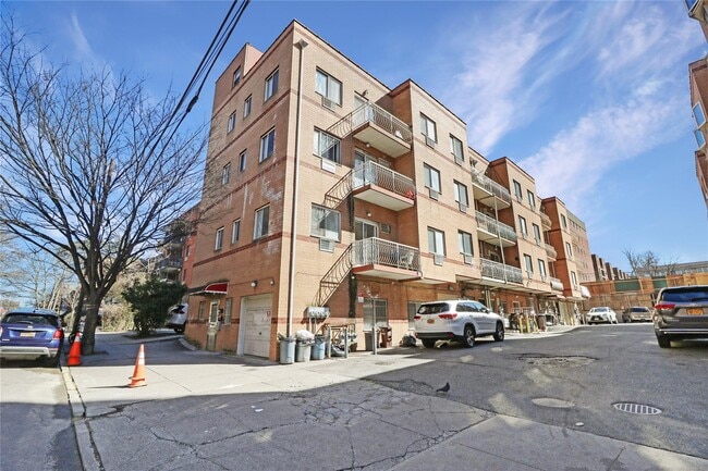Foto del edificio - 140-32-140-34 34th Ave