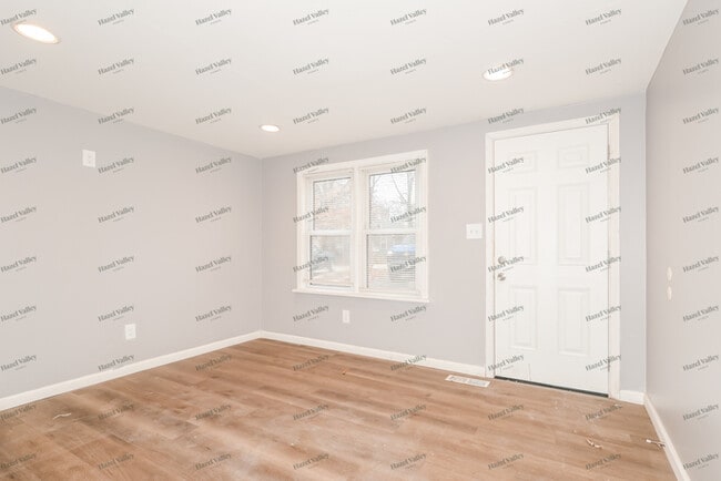 Foto del edificio - 228 Williams Blvd