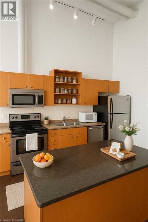 Photo du bâtiment - 410 King St W