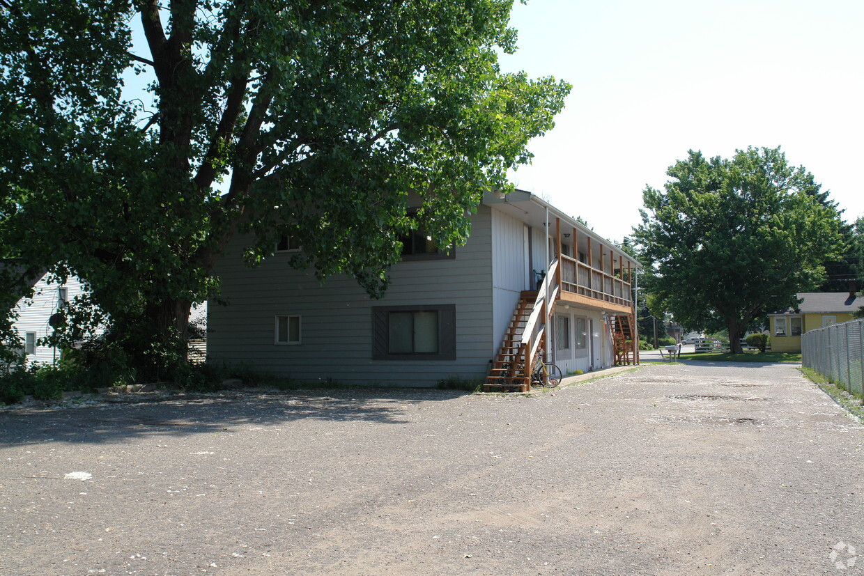 Building Photo - 2725 Hollywood St