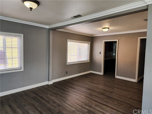 Building Photo - 1217 W Base Line St