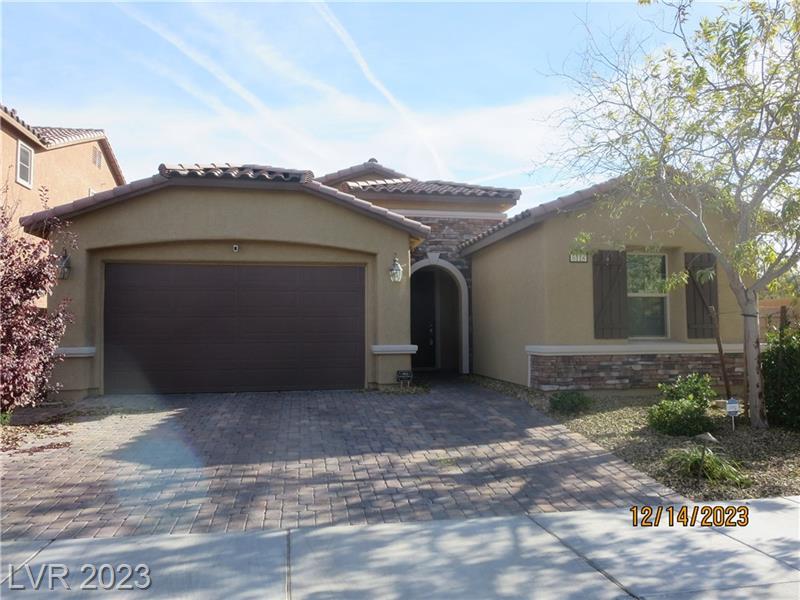 Foto principal - 6118 Andover Wood Rd