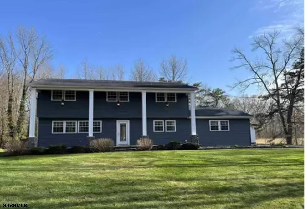 Foto principal - 102 Dogwood Ln