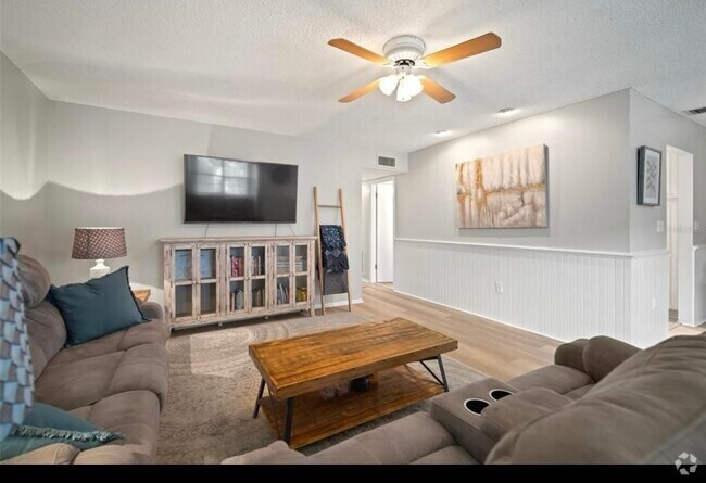 Building Photo - 4325 Aegean Dr