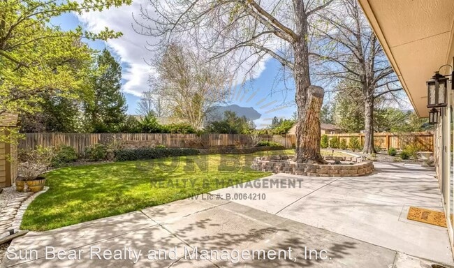 Building Photo - 4 br, 2.5 bath House - 890 Singingwood Dr.