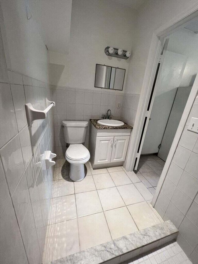 Building Photo - 101 Mallard Ct