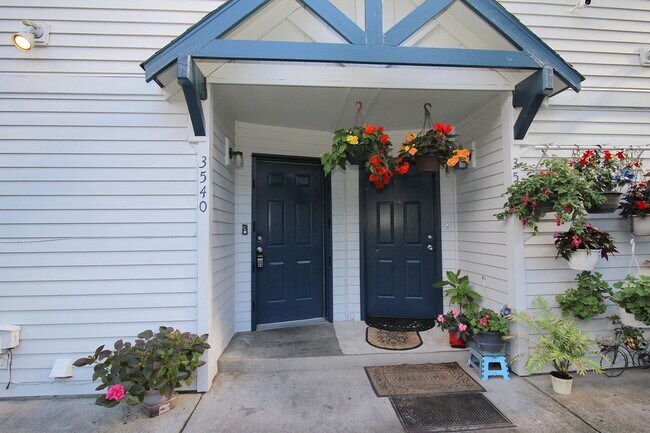 Foto del edificio - 3548-3548 NE 102nd Ave