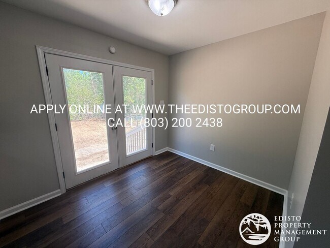 Foto del edificio - Updated 2BR Home with Large Yard & Carport Near Town