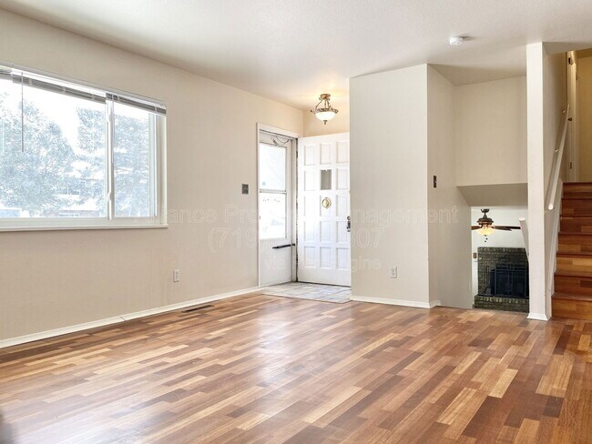 Foto del edificio - 2818 Dusk Dr