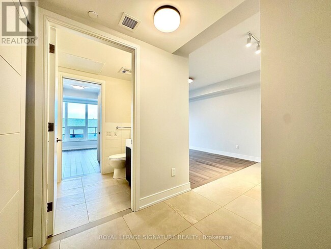 Building Photo - 2525 Bathurst St