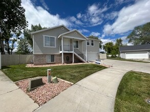 Building Photo - 1335 N 2710 W