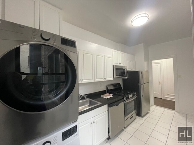 Building Photo - WEST 104 STREET