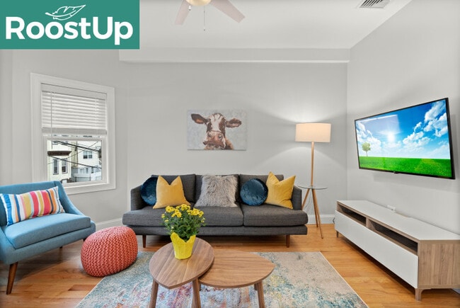 Foto del edificio - Furnished Bedroom with Private Bath in East Boston