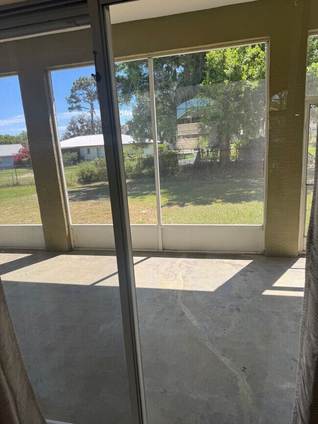 Foto del edificio - 2743 Berkford Cir