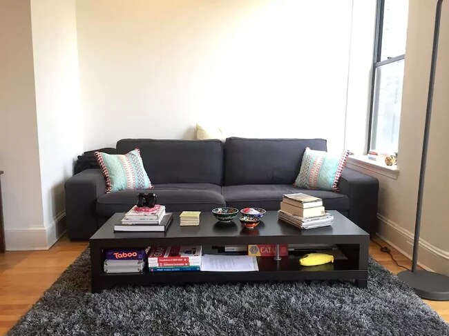 Foto del edificio - 1718 U St NW