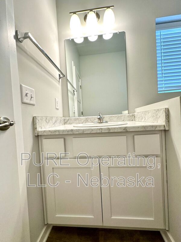 Foto del edificio - 5121 N 181st St