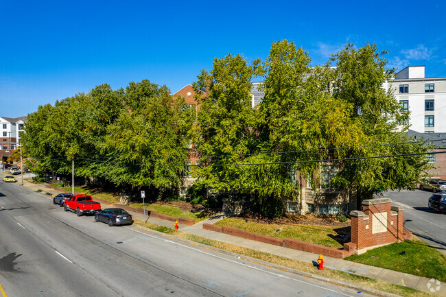 Foto del edificio - The Row at Thirty First