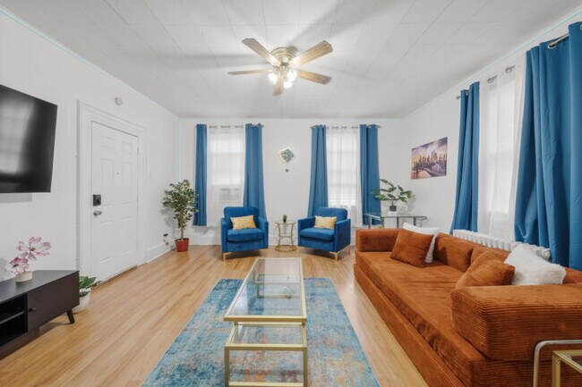 Building Photo - 21 Lord Ave