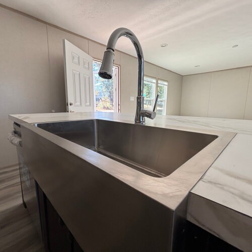 Foto principal - 100 Wren Dr