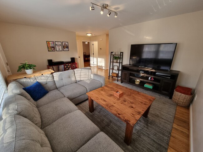 Building Photo - 3991 McDaniel St