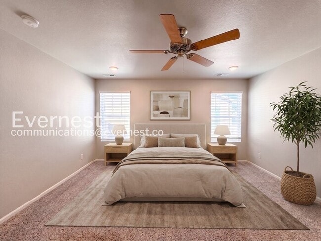 Building Photo - 3 Bed/2.5 Bath Townhome with Garage / Available Now!