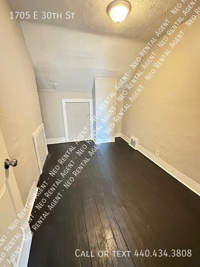 Foto del edificio - 1705 E 30th St