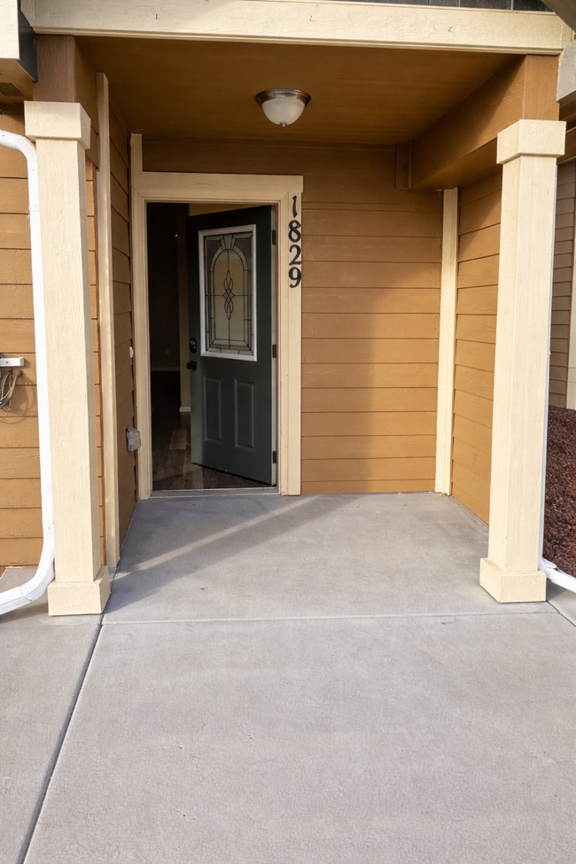 Foto del edificio - 1829 Final View Aly