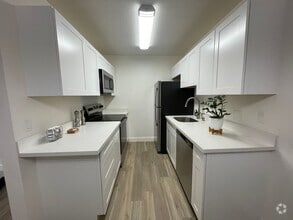 Building Photo - 406 Boardwalk Ave