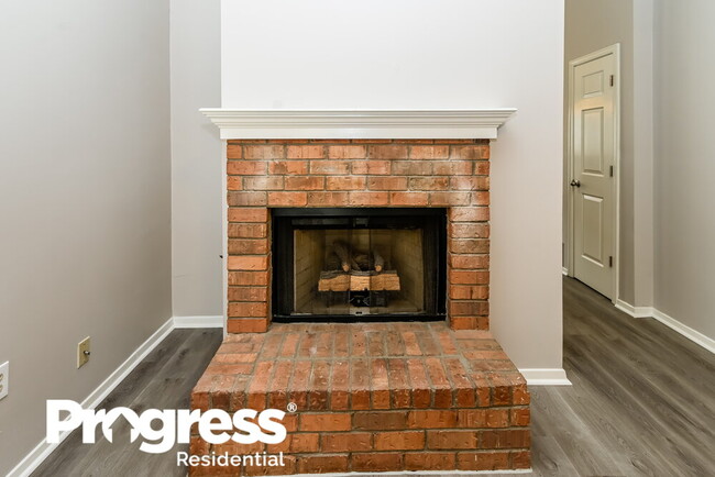 Building Photo - 7673 Iris Cove