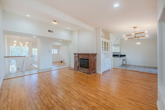 Photo - 37 Cottonwood Cir (Rolling Hills Estates, CA) House