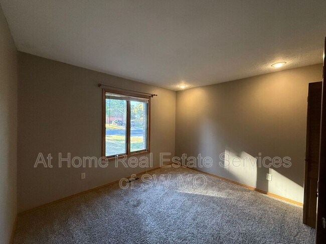 Foto del edificio - 3752 N Delaware Ave