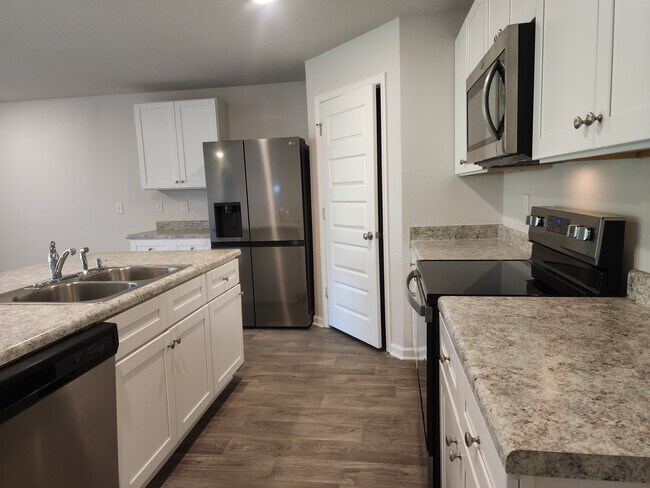 Foto del edificio - 7165 Ellie B Dr