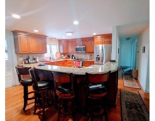 Primary Photo - 7 Colton Ln