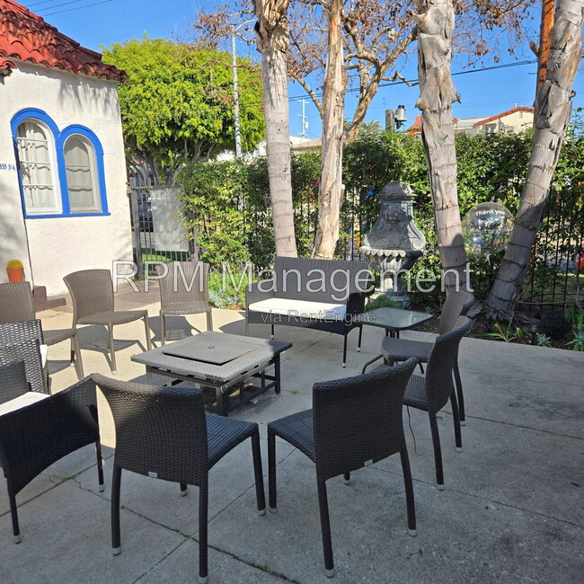 Photo - 831 1/3 N Formosa Ave Apartment