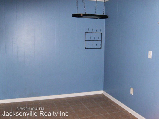 Building Photo - 103 Riegel Dr