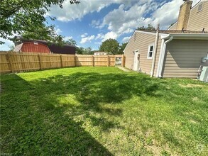 Building Photo - 5205 Blue Knob Ct