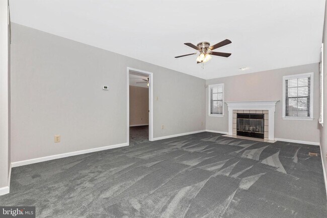 Building Photo - 250 Yorkminster Rd