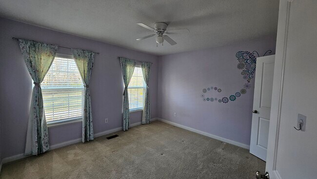 Building Photo - 2726 Anderson Drive