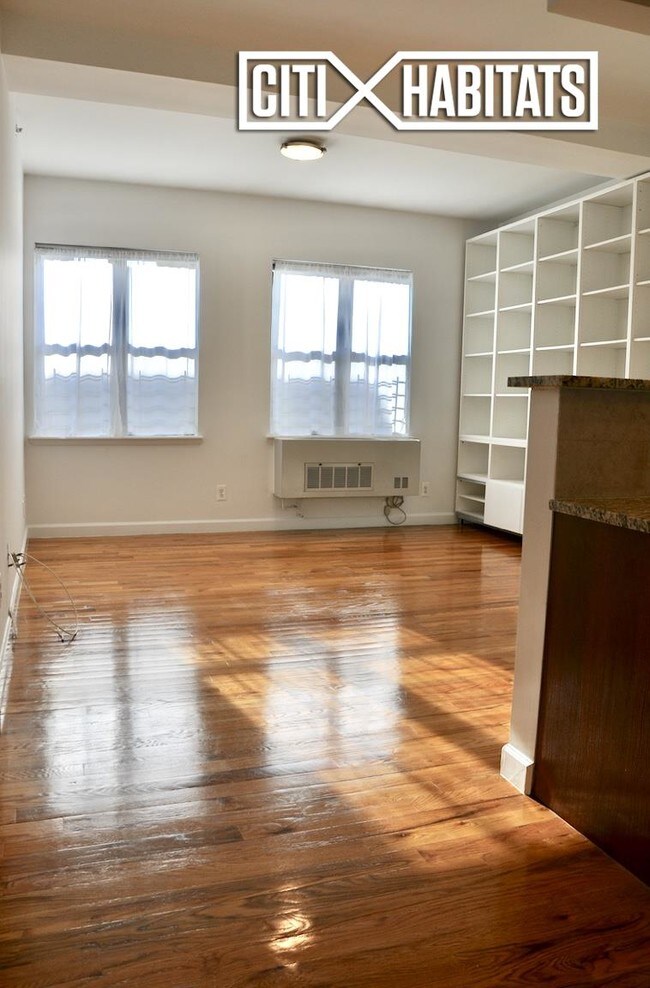 Building Photo - 108 Odell Clark Pl