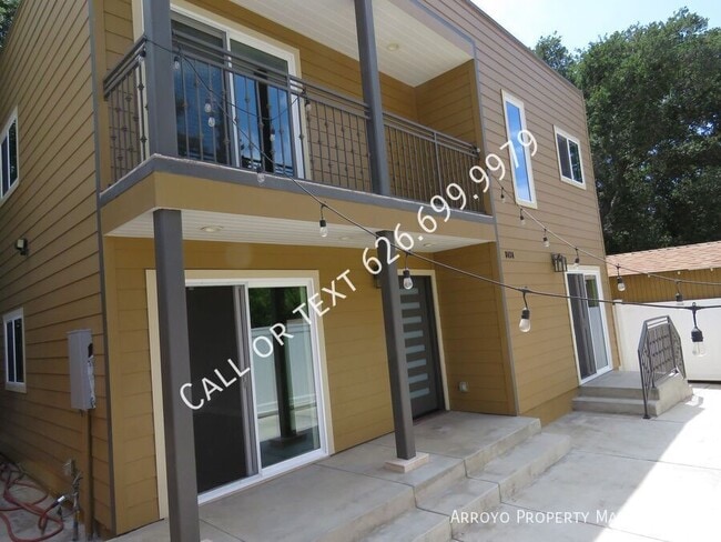 Foto del edificio - 8424 Grenoble St
