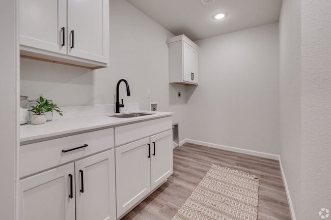 Interior Photo - Maple Park at Riley Farm