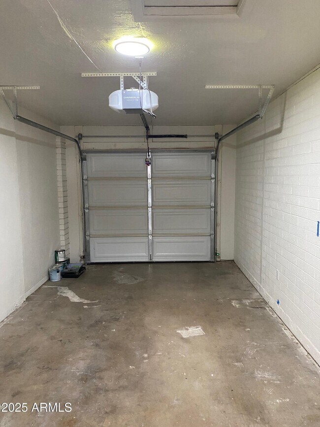 Foto del edificio - 1821 W Libby St